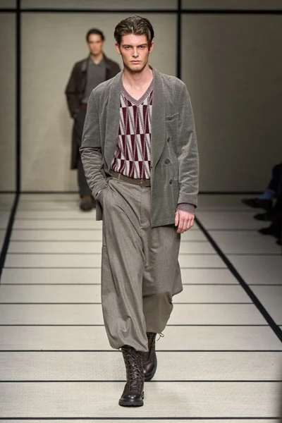 Look 98